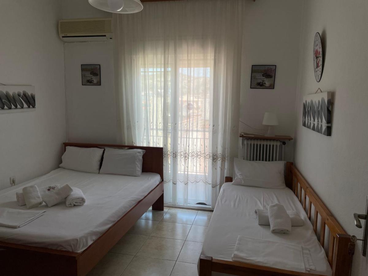 Nikos Rooms Néa Péramos Dış mekan fotoğraf