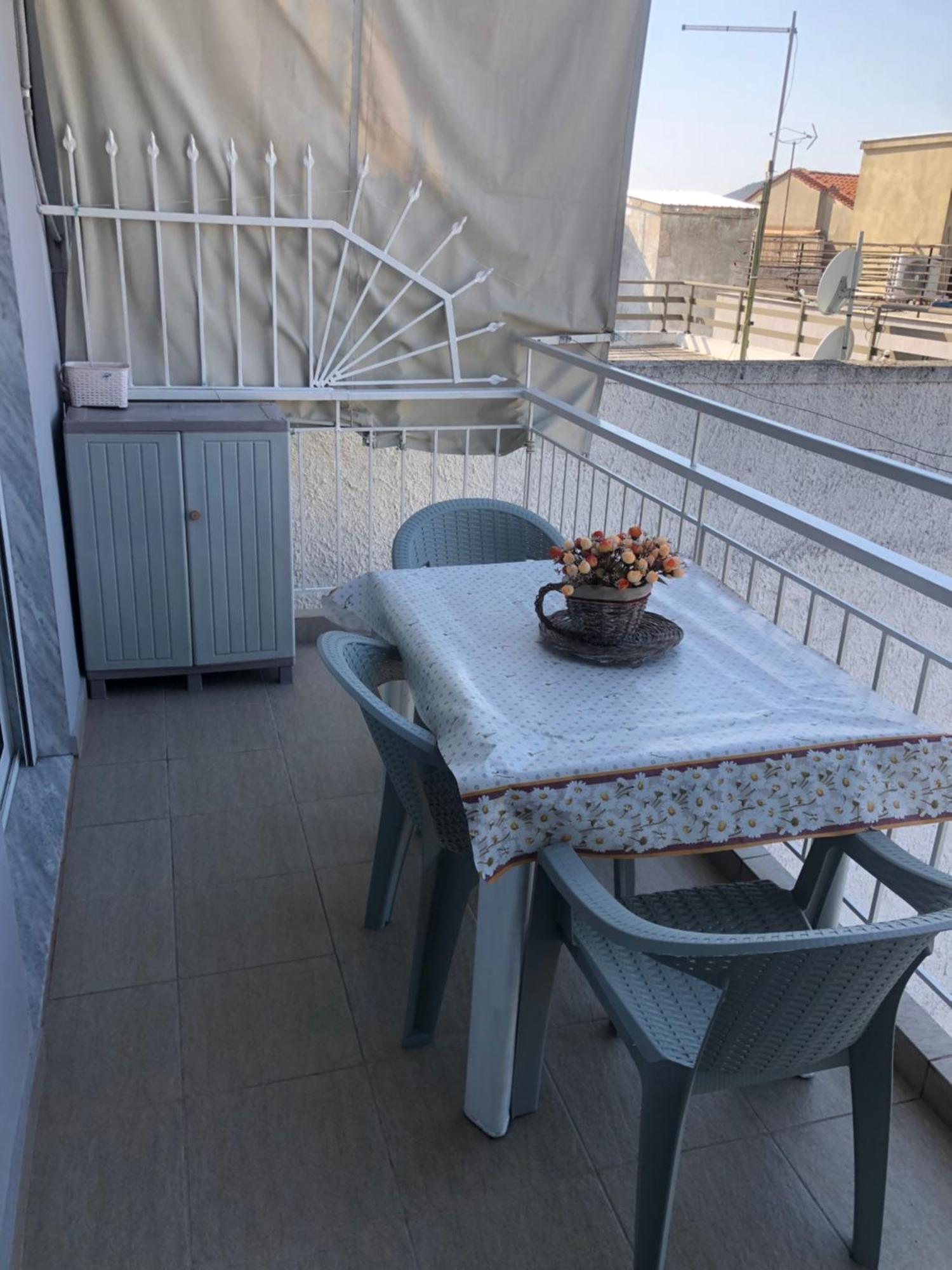 Nikos Rooms Néa Péramos Dış mekan fotoğraf
